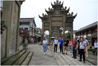 四川內(nèi)江開展&ldquo;凝聚你我力量讓消費更溫暖&rdquo;活動