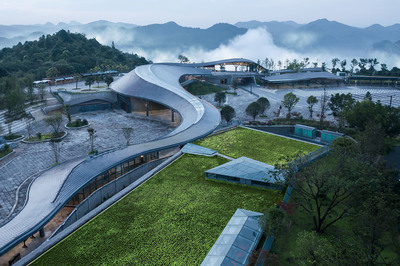 山水相融:黃果樹(shù)大瀑布、天星橋景區(qū)入口游客中心 / 中規(guī)院+清水愛(ài)派